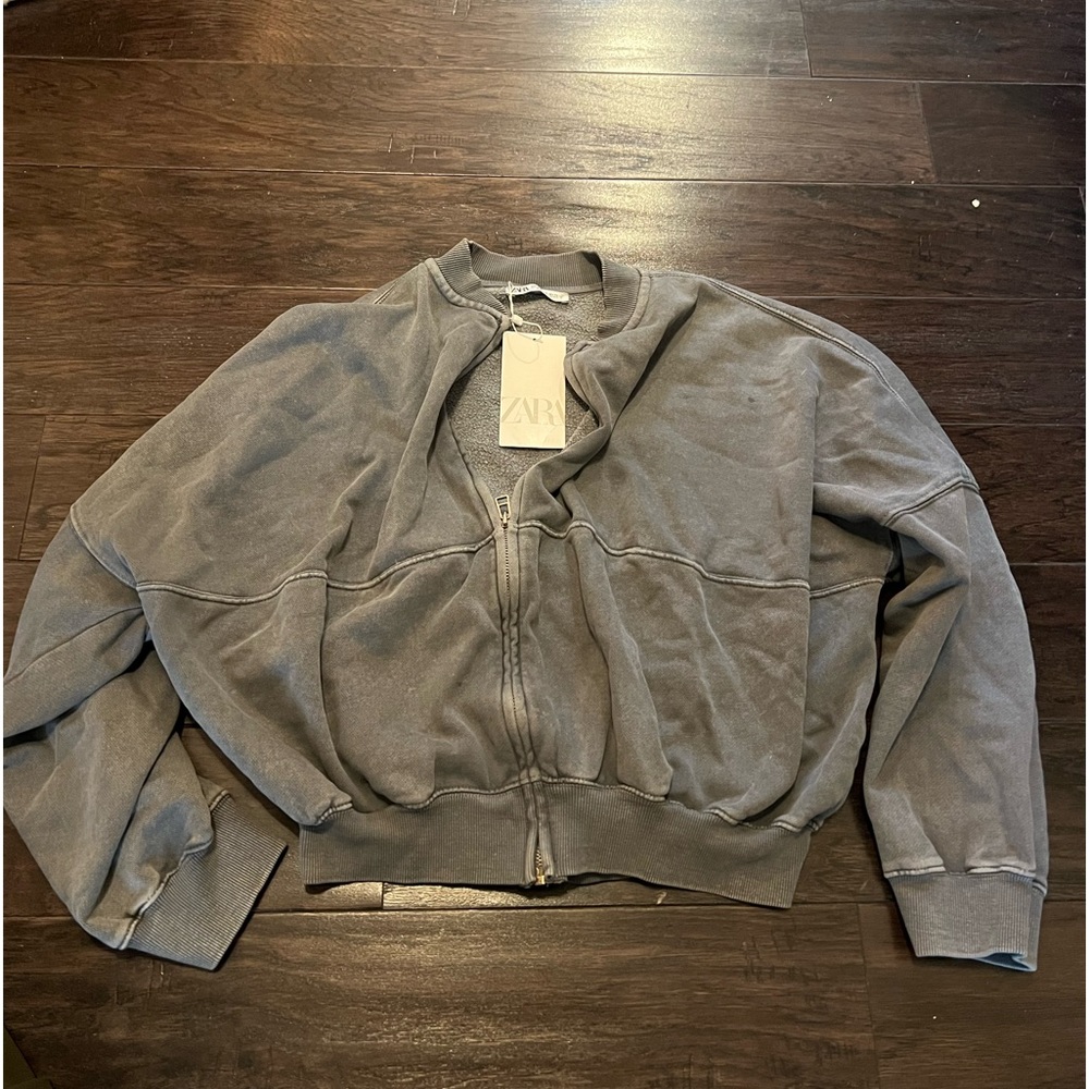 Zara zip up